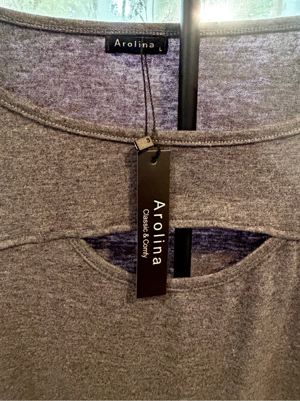 Arolina Womens Charcoal Gray Long Sleeve Keyhole Cutout Top Size Large NWT - Picture 2 of 3
